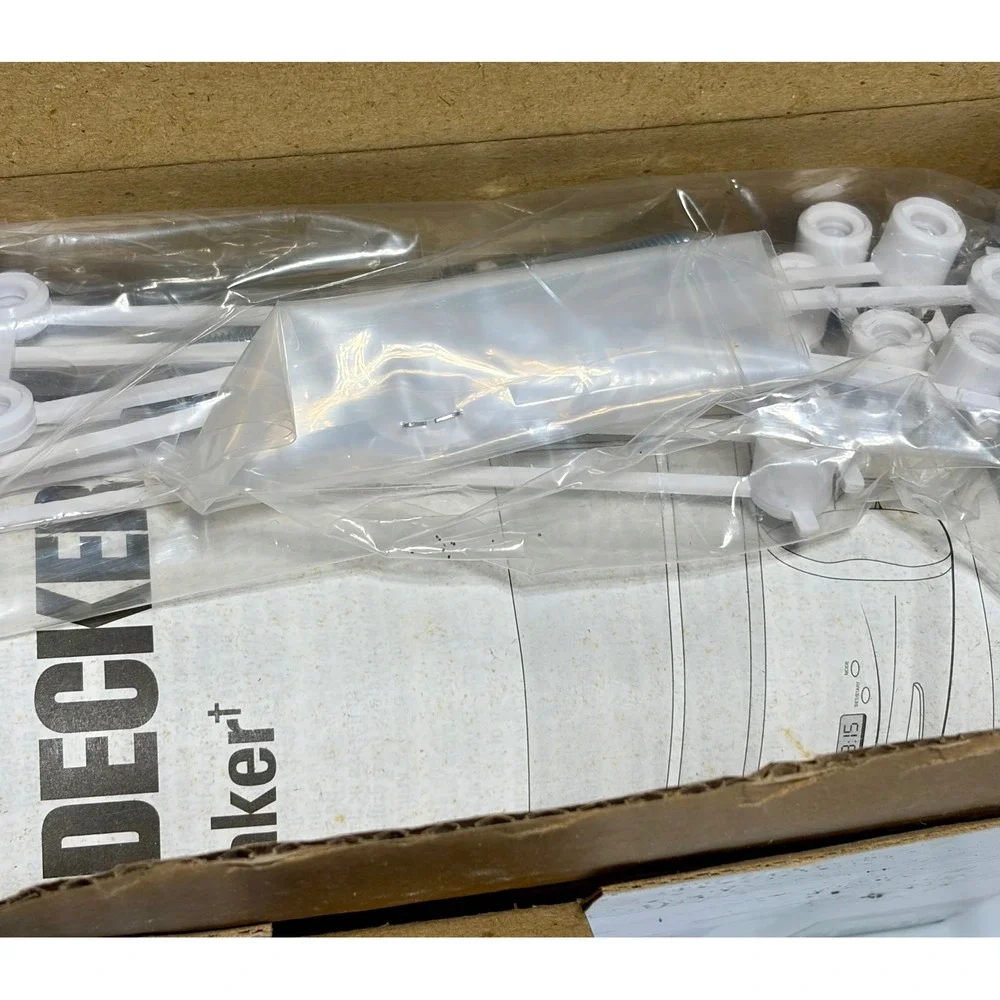 Black & Decker Slimline Spacemaker EC700 Can Opener Knife Sharpener White NIB